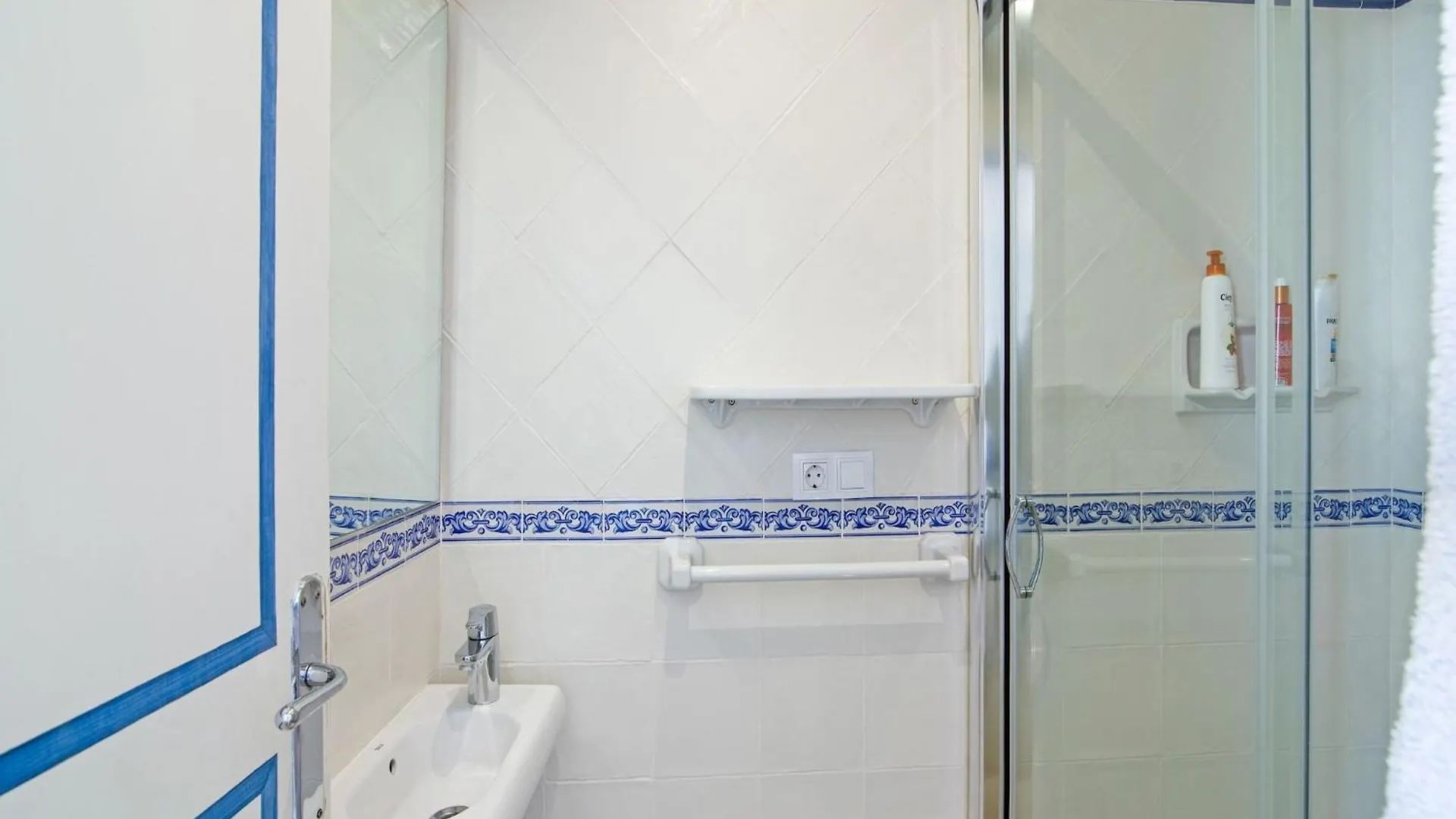 Superb Beachfront Villa With Guest House 50M Opposite La Cala De Mijas