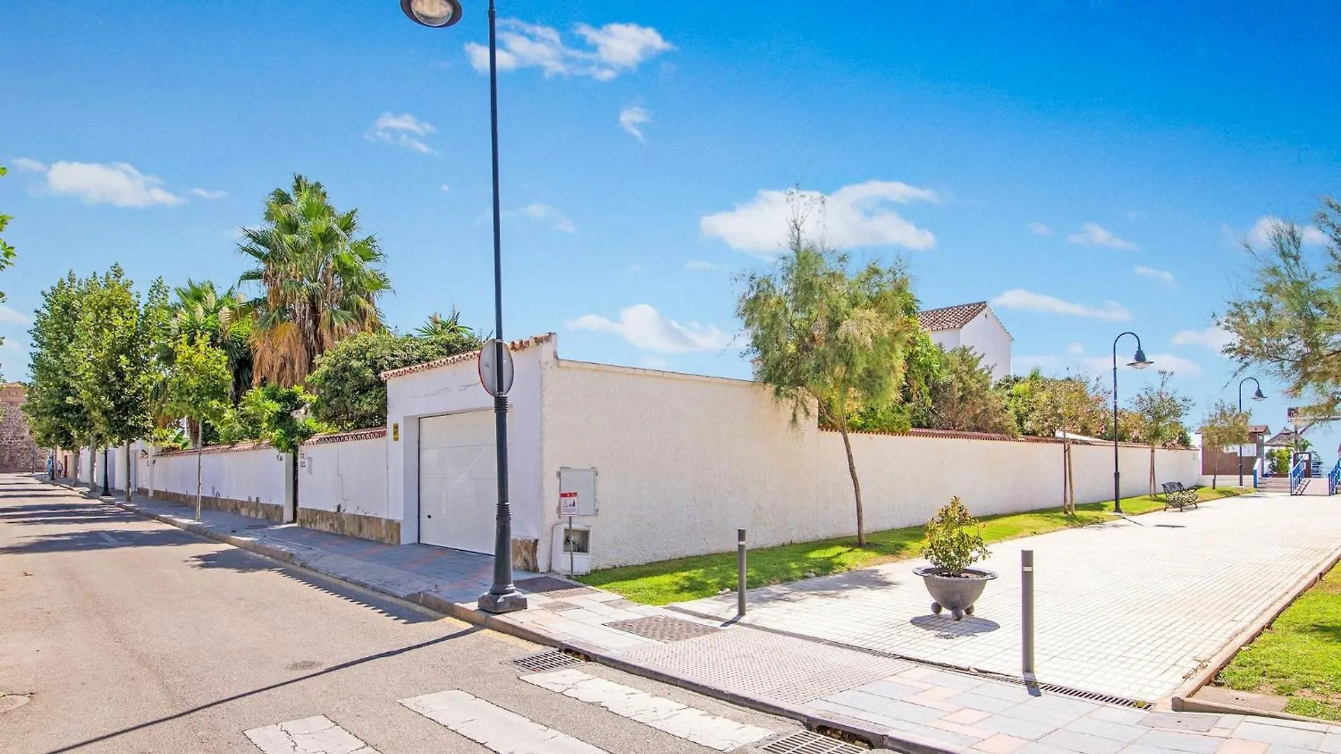 Superb Beachfront Villa With Guest House 50M Opposite La Cala De Mijas
