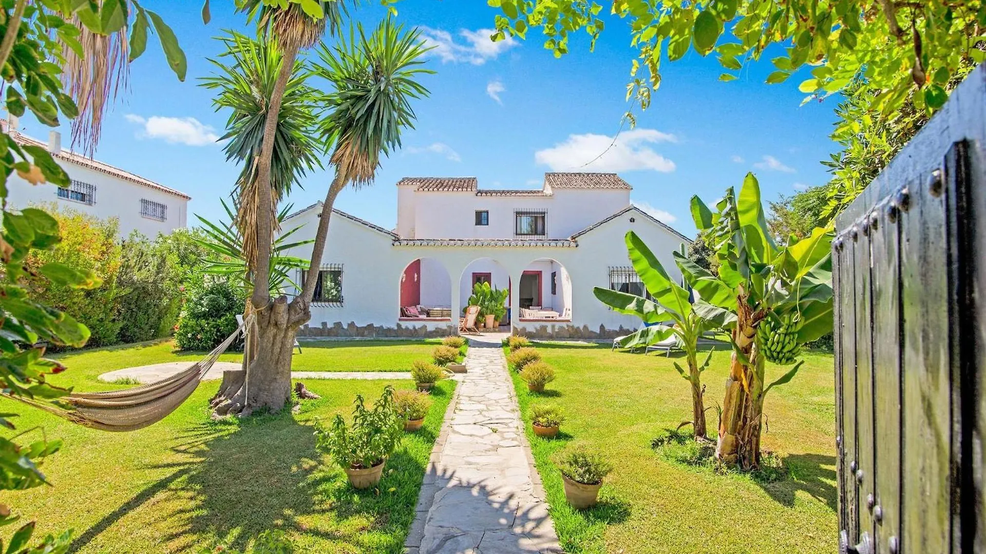 Superb Beachfront Villa With Guest House 50M Opposite La Cala De Mijas